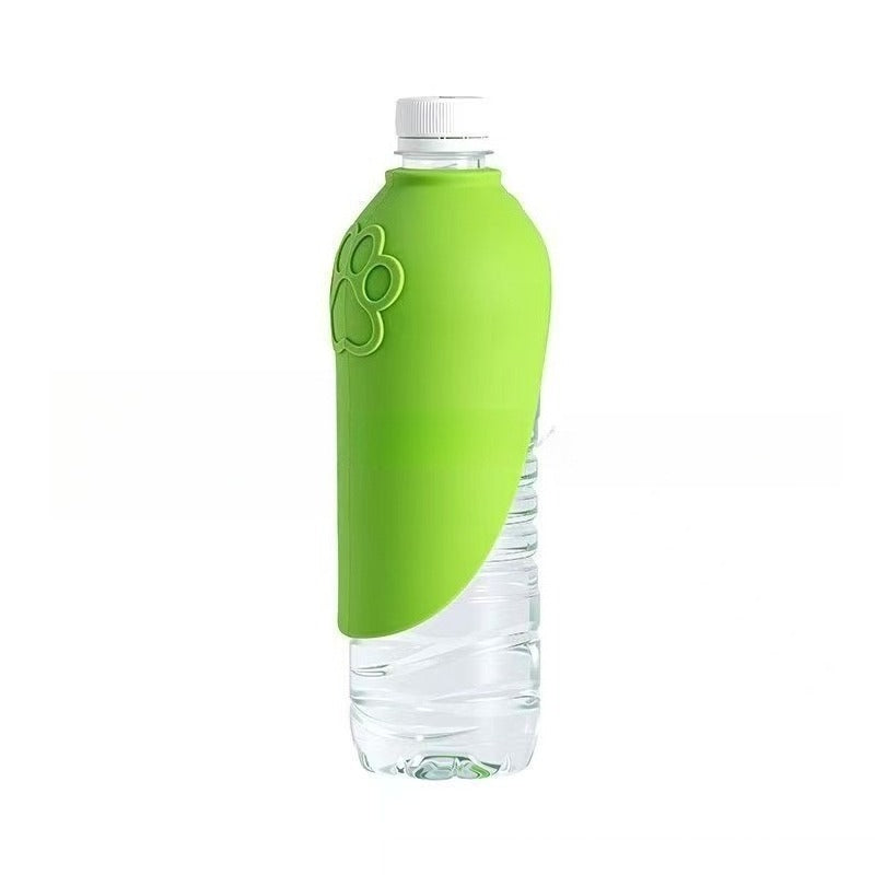 Easy Attach Pet Drinking Tool